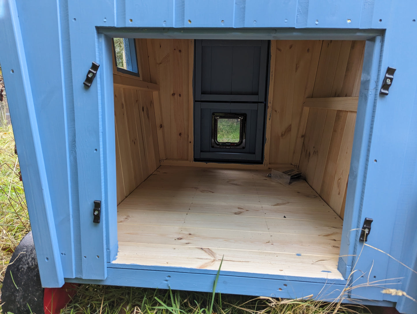 Shepherds Hut Cat House