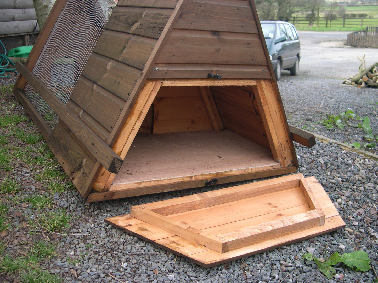 The Bantam Ark Poultry Unit