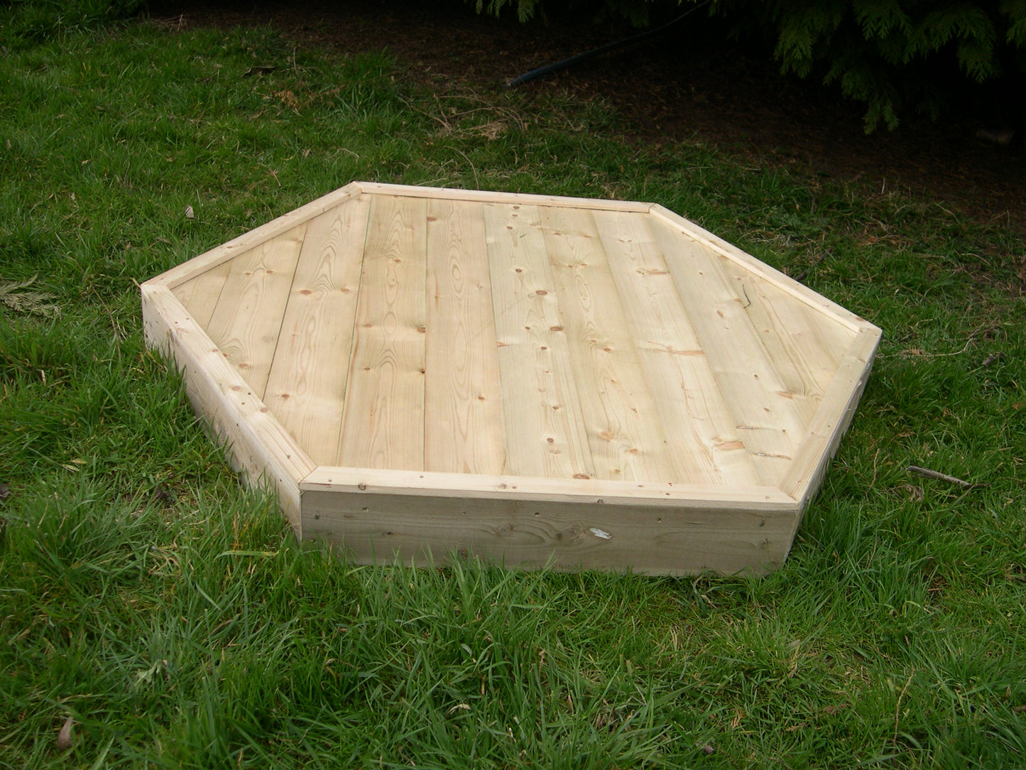 Large Hexagonal Float