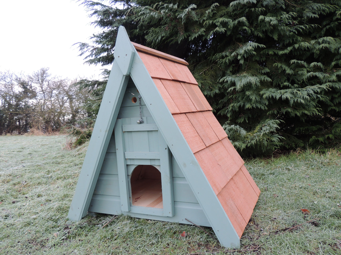 Rydal Triangular Duck House